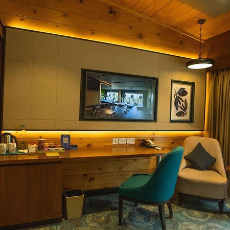 Radisson Blu Resort Dharamshala Dış mekan fotoğraf