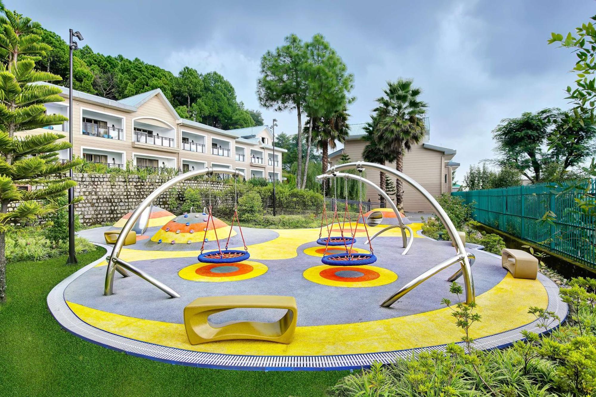 Radisson Blu Resort Dharamshala Dış mekan fotoğraf