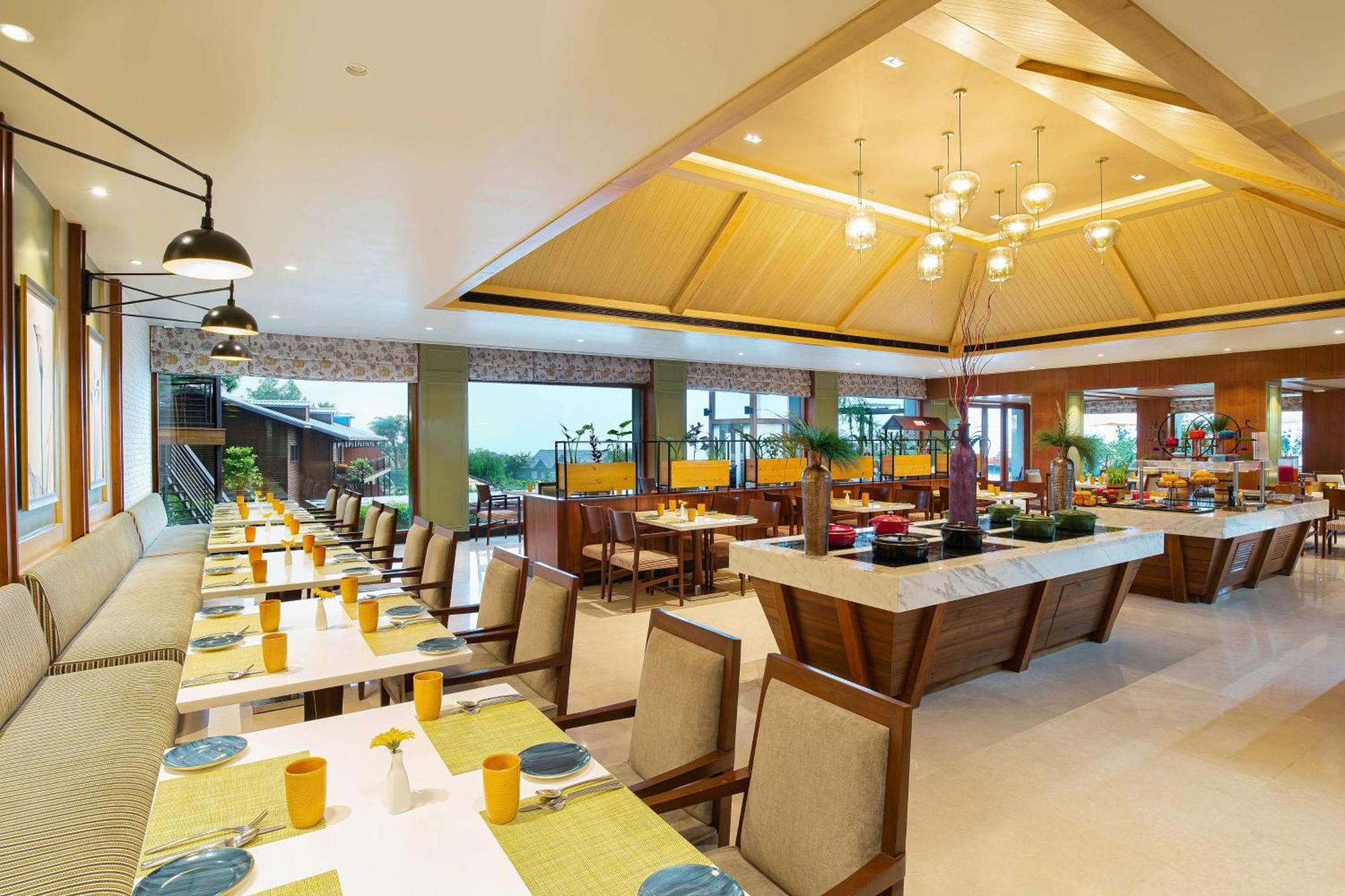 Radisson Blu Resort Dharamshala Dış mekan fotoğraf