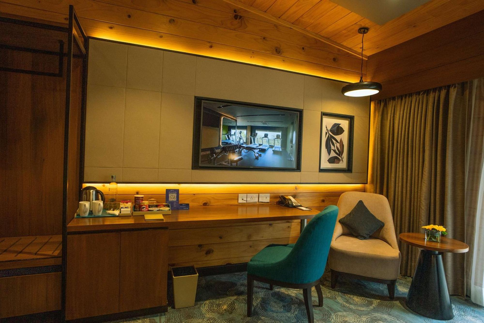 Radisson Blu Resort Dharamshala Dış mekan fotoğraf