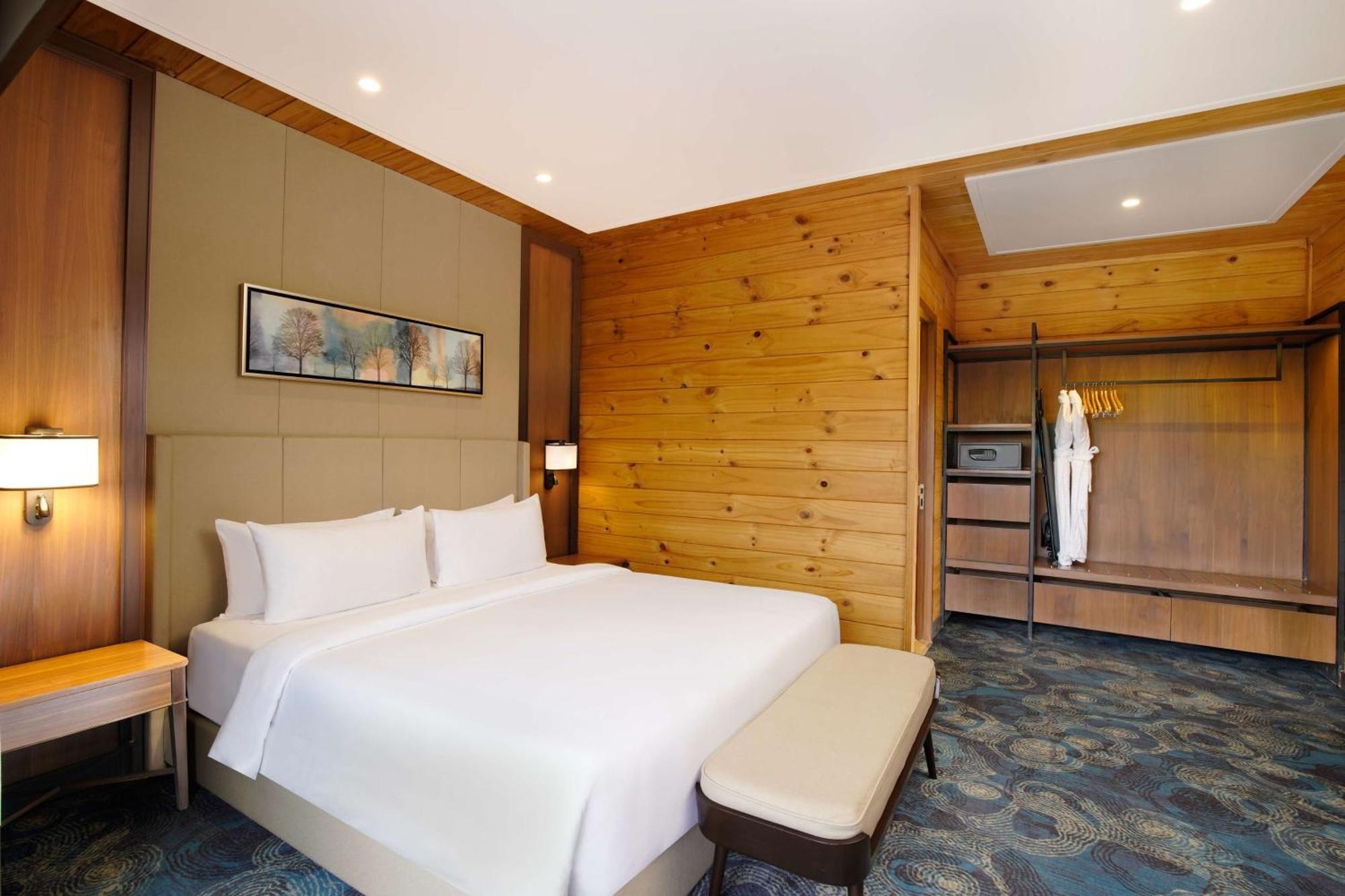 Radisson Blu Resort Dharamshala Dış mekan fotoğraf